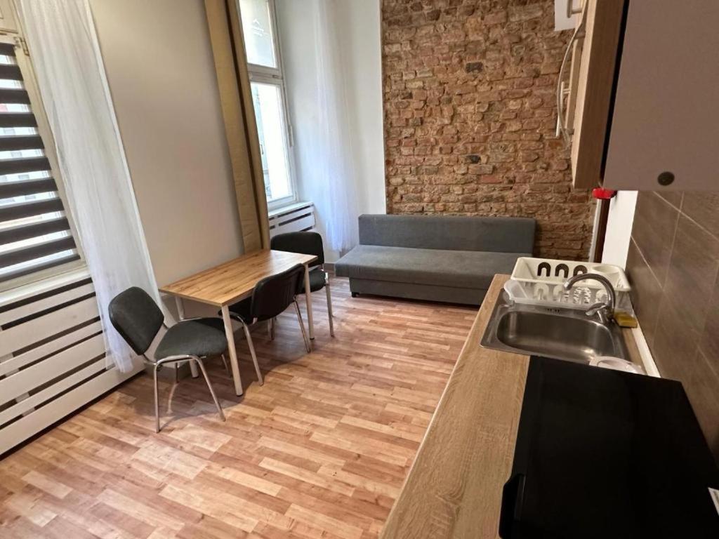 Aparthotel Golebia-plus